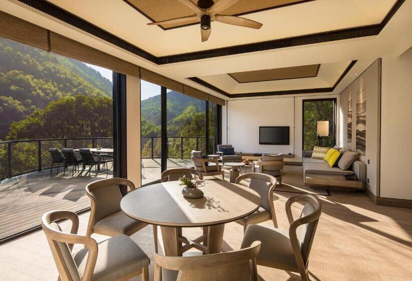 Отель Ahn Lan Ninghai