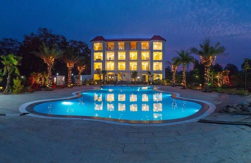 בית מלון כפרי The Darien Resort