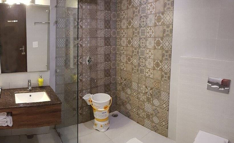 בית מלון כפרי The Darien Resort