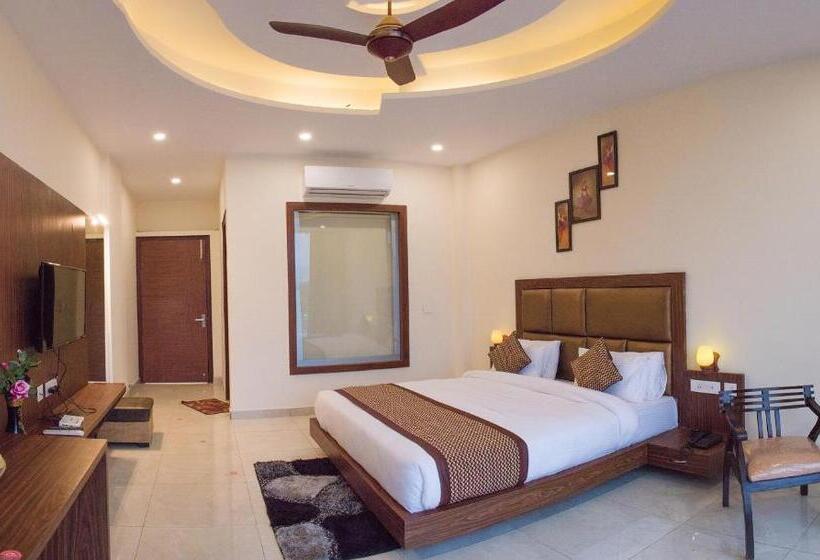 בית מלון כפרי The Darien Resort