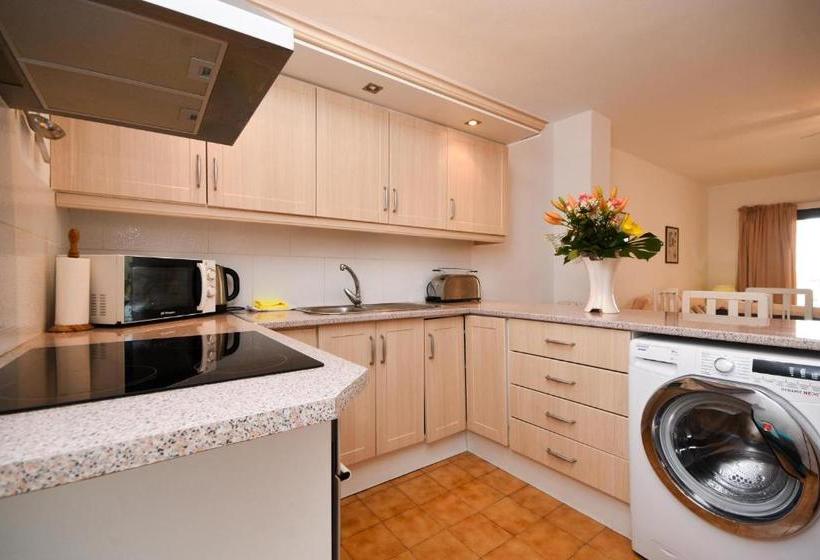 Mare Verde 68   Two Bed