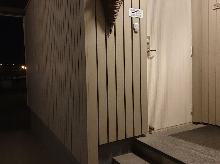 فندق على الطريق Rum I Centrum