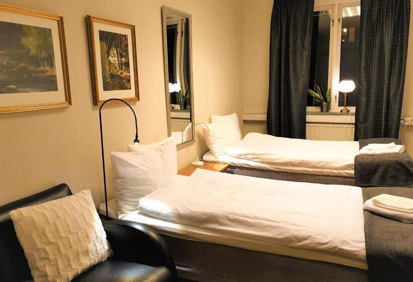 فندق على الطريق Rum I Centrum