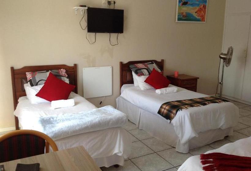 פנסיון Fomo Lodge