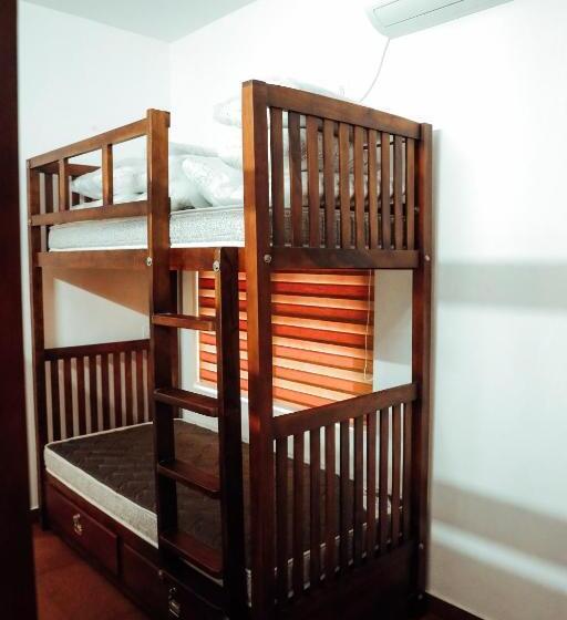 هاستل Back Packers Cochin Villa