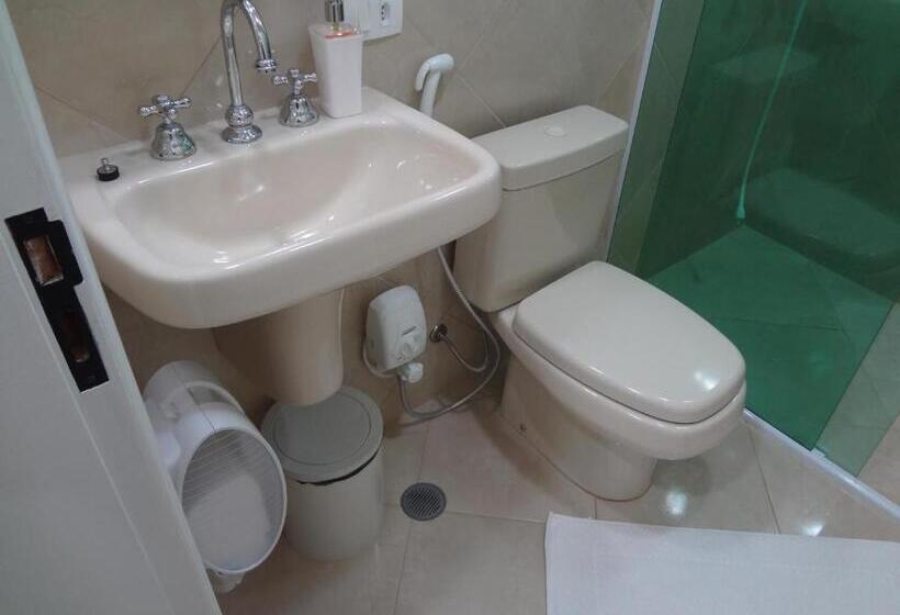 Bed and Breakfast Residência Tia Stella