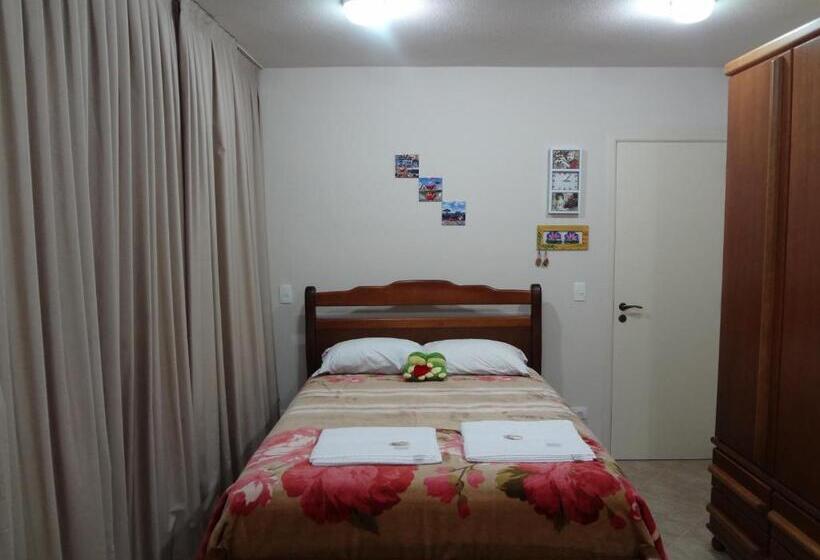 Bed and Breakfast Residência Tia Stella