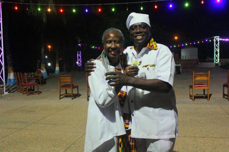 هتل Charlestina Beach Resort