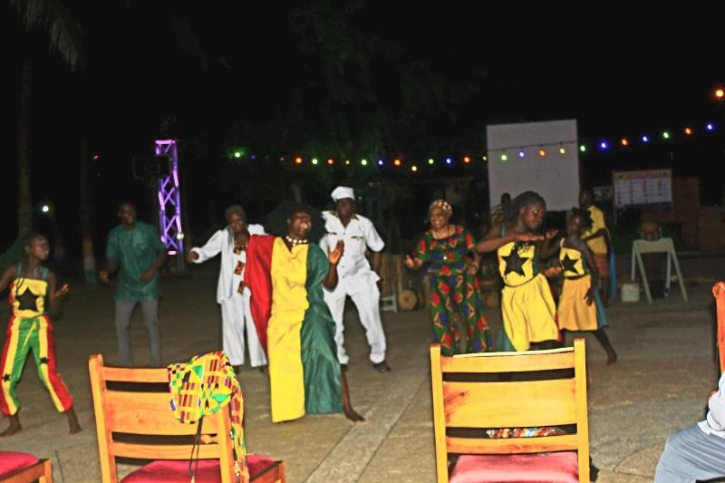 هتل Charlestina Beach Resort