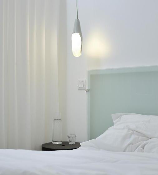 ホテル Continental