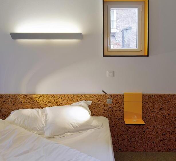 ホテル Continental