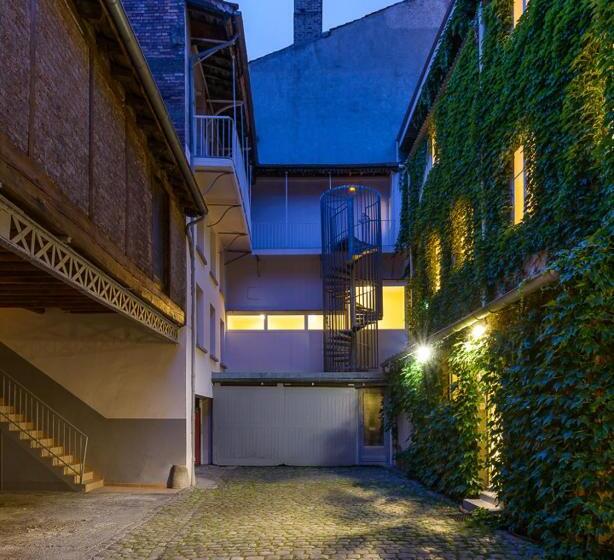 ホテル Continental