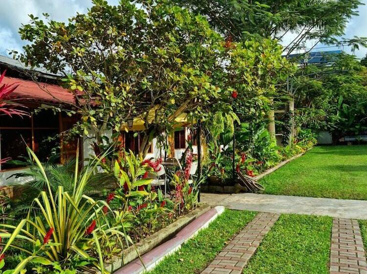 هتل Country Club Eco Casajardin