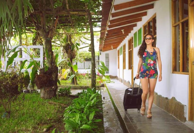 هتل Country Club Eco Casajardin