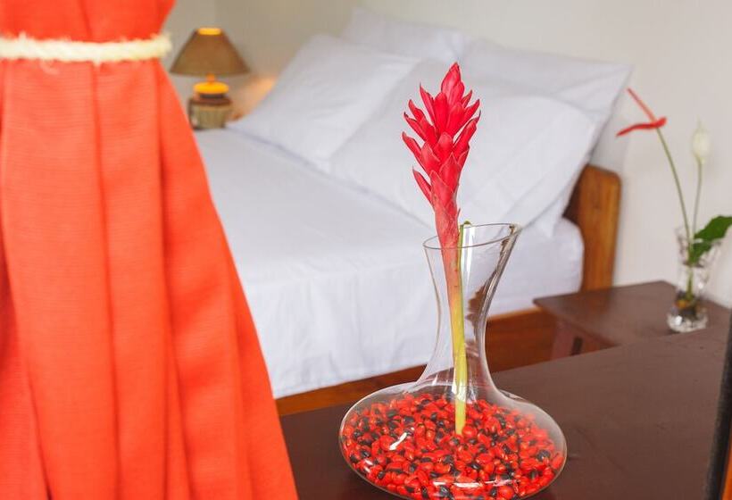 هتل Country Club Eco Casajardin