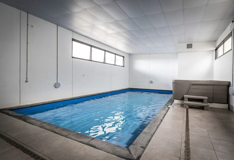 هتل Marsden Suites Albany