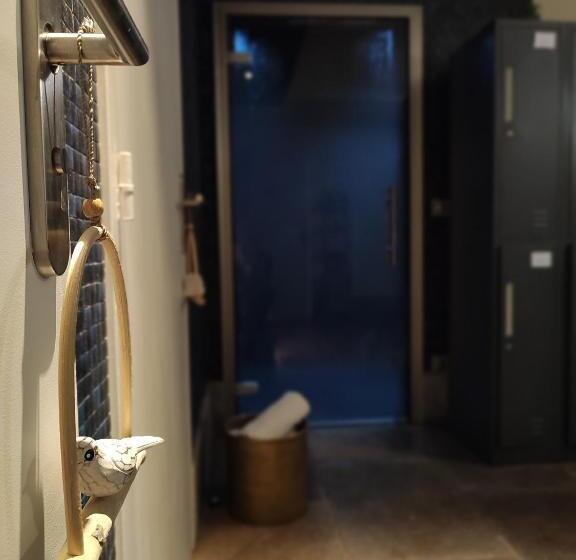 Отель Les Chambres Du Prieuré