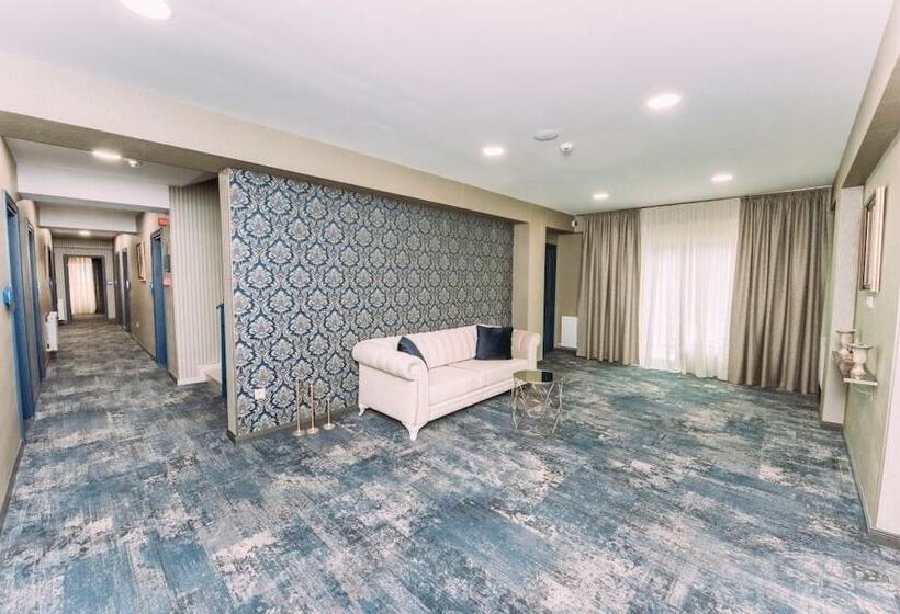 هتل Sapphire Bakuriani