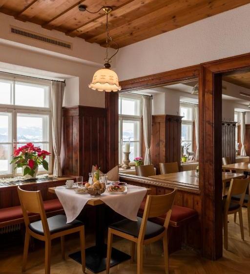 膳宿费 Adler Fluh