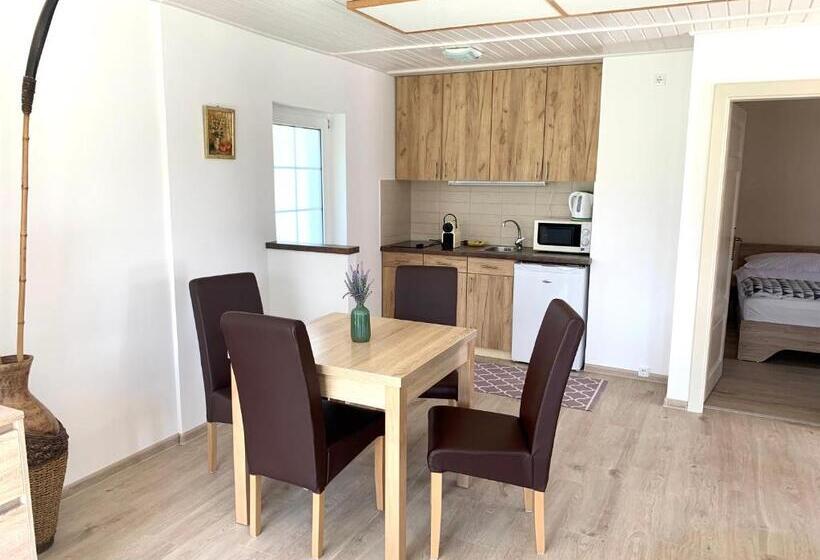 پانسیون Levendula Vendégház