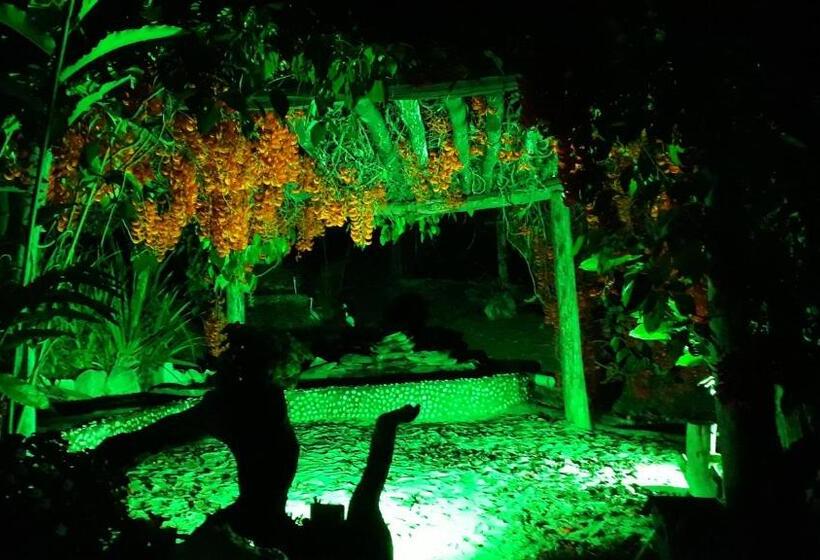 펜션 Pousada Cachoeira Poço Encantado