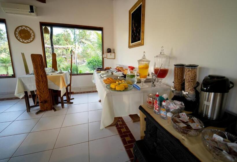 펜션 Pousada Cachoeira Poço Encantado