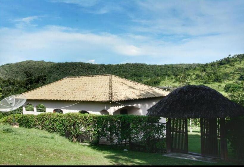 펜션 Pousada Cachoeira Poço Encantado