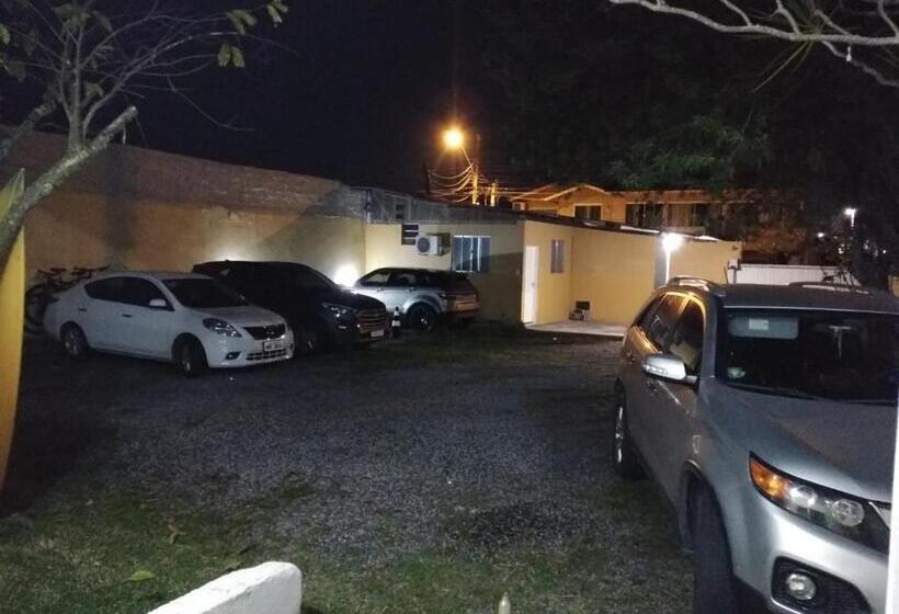 Пансион Pousada Flay 7 Minutos Do Aeroporto Florianópolis