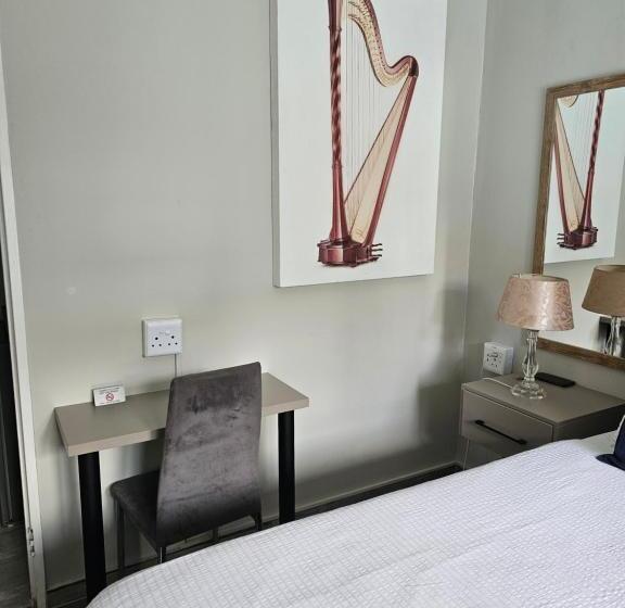 פנסיון The Armagh Guesthouse