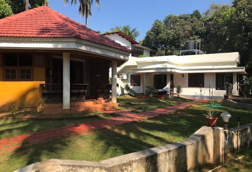 אתר נופש Ayuryogashram Heritage