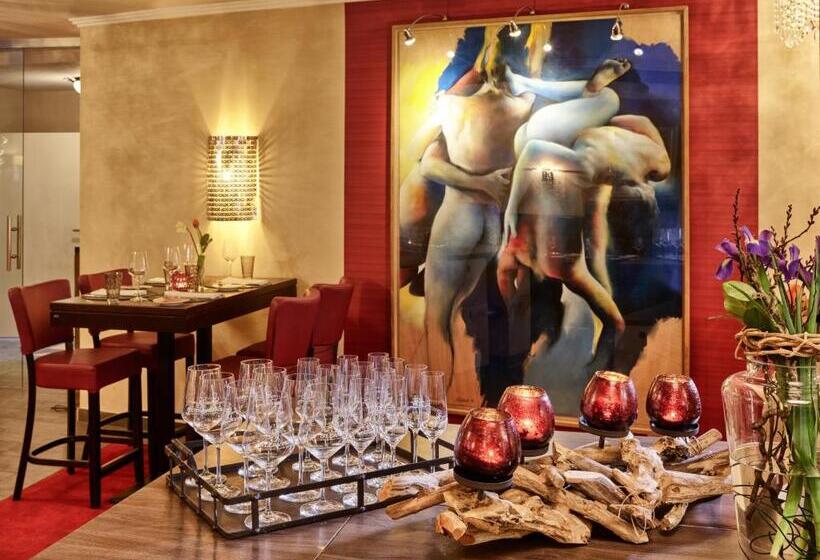 فندق صغير Erasmus Smart   Design B&b