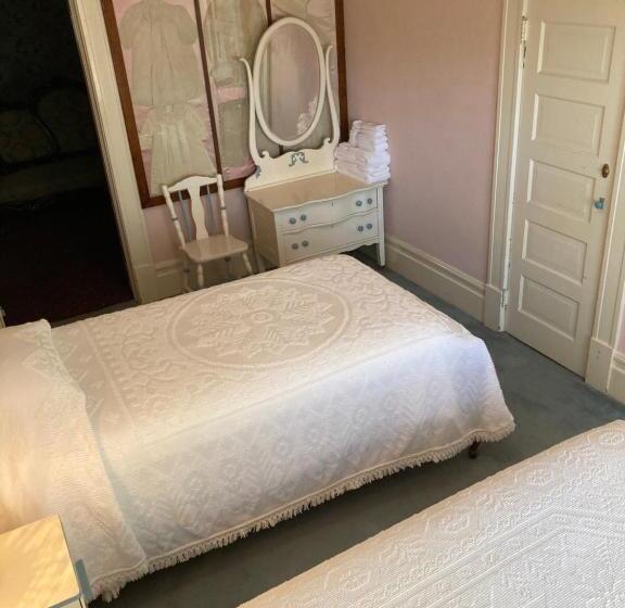 צימר Lodi Hill House