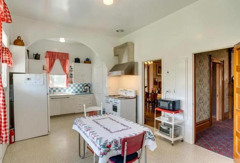 צימר Lodi Hill House