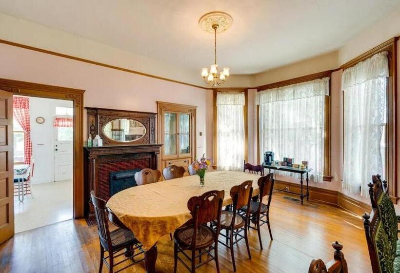 צימר Lodi Hill House