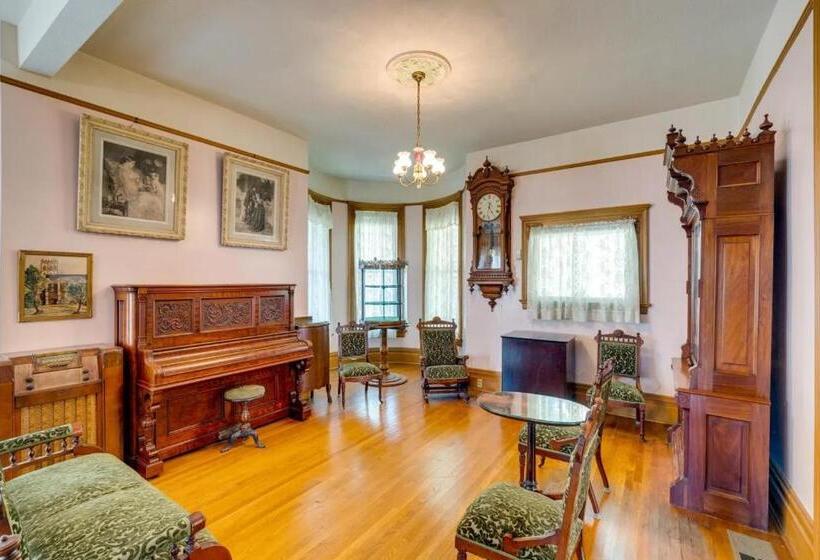 צימר Lodi Hill House