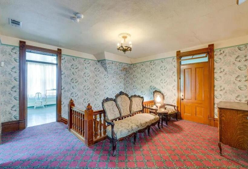 צימר Lodi Hill House