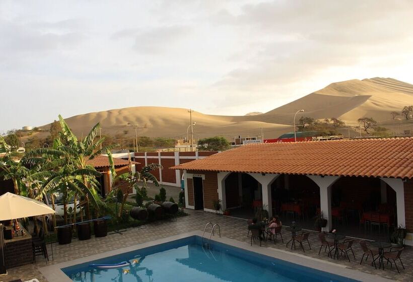 هتل Huacachina Desert House