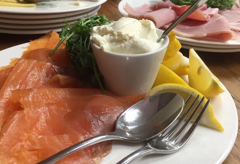 בית מלון כפרי Kings Park