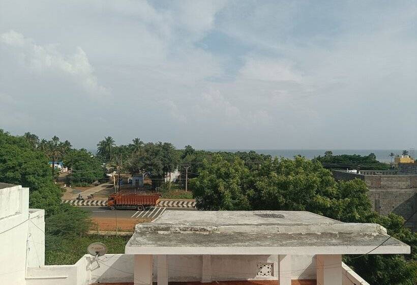 酒店 Le Holiday Inn