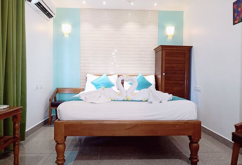 호텔 Le Holiday Inn