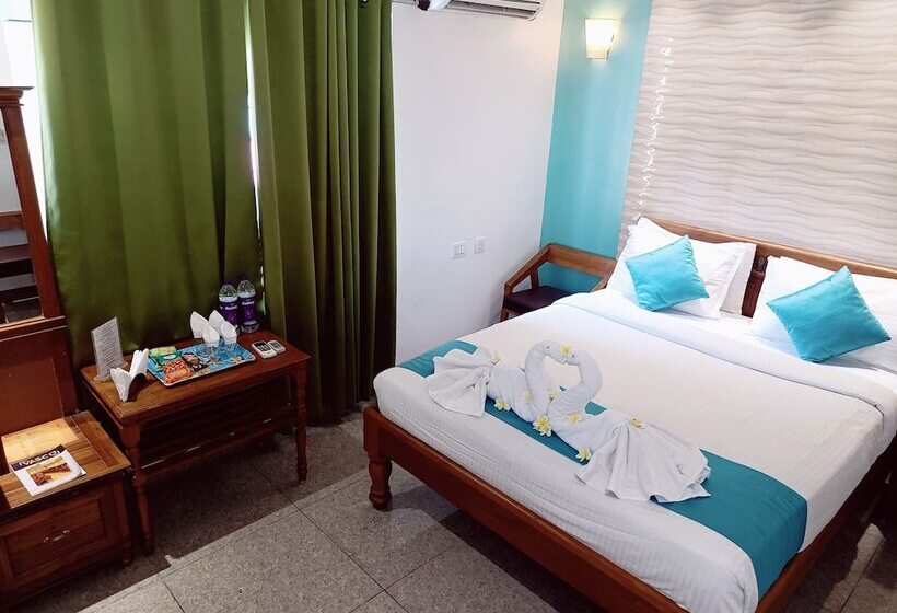 호텔 Le Holiday Inn