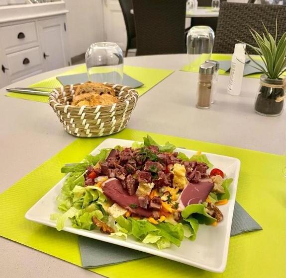 酒店 Les Voyageurs