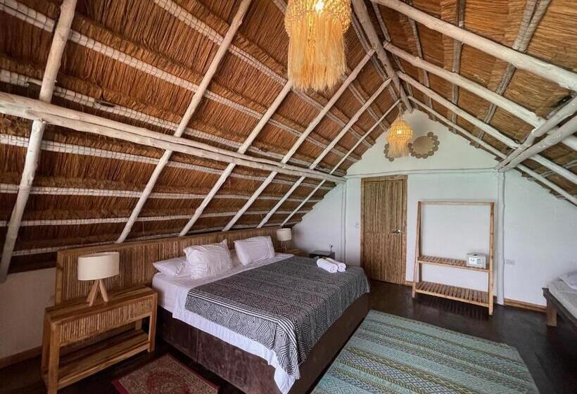 ホテル Nena Beach Club &