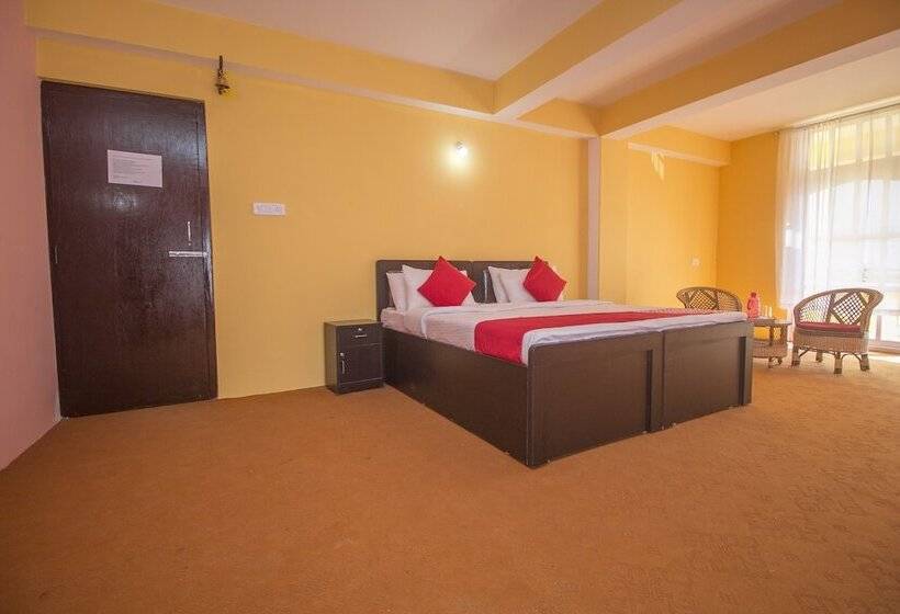 Oyo 24247 Hotel Everest Mansion