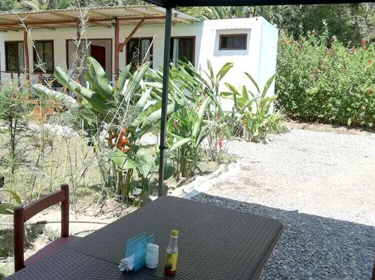 بنسيون Casa Heliconia