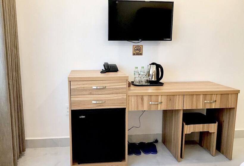 تختخواب و صبحانه Louis Hotel   Bui Vien Walking Street