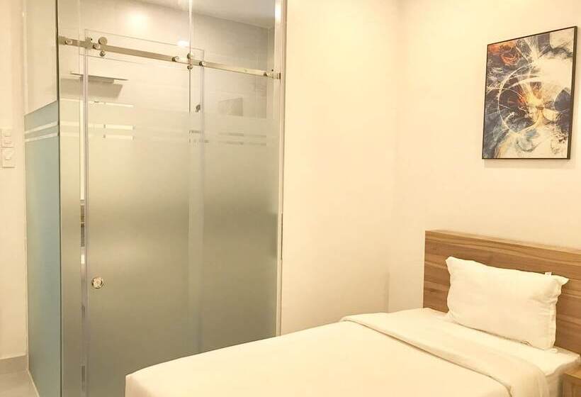 تختخواب و صبحانه Louis Hotel   Bui Vien Walking Street