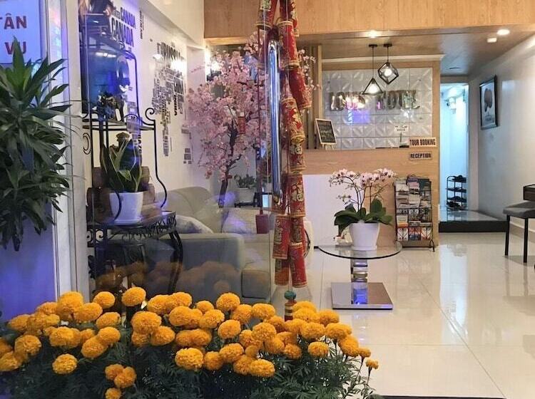 تختخواب و صبحانه Louis Hotel   Bui Vien Walking Street