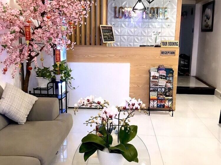 تختخواب و صبحانه Louis Hotel   Bui Vien Walking Street