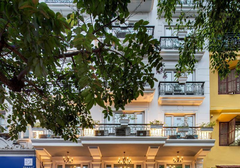 Acoustic Hotel & Spa